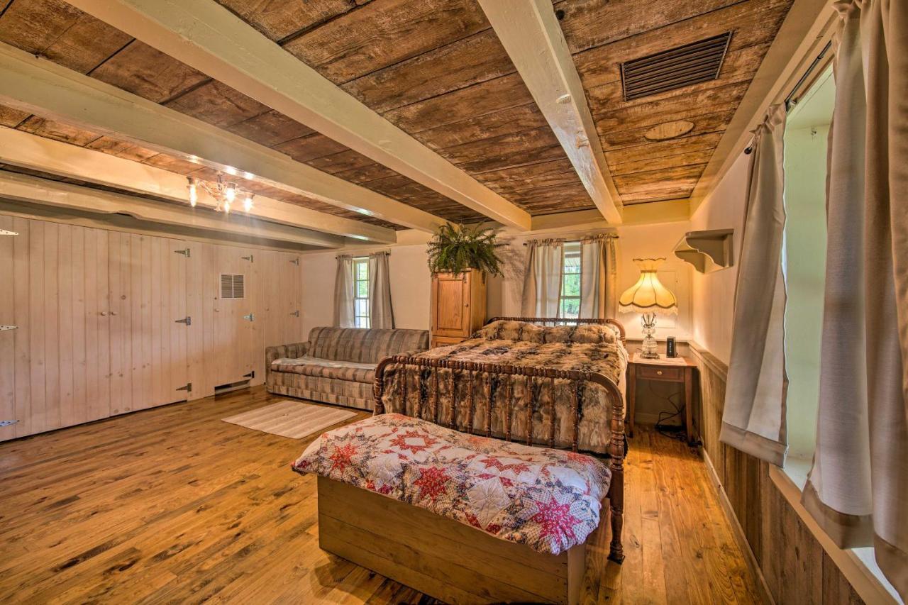 Remote 1901 Studio Cabin With Loft - Pets Allowed! Allenwood Ngoại thất bức ảnh