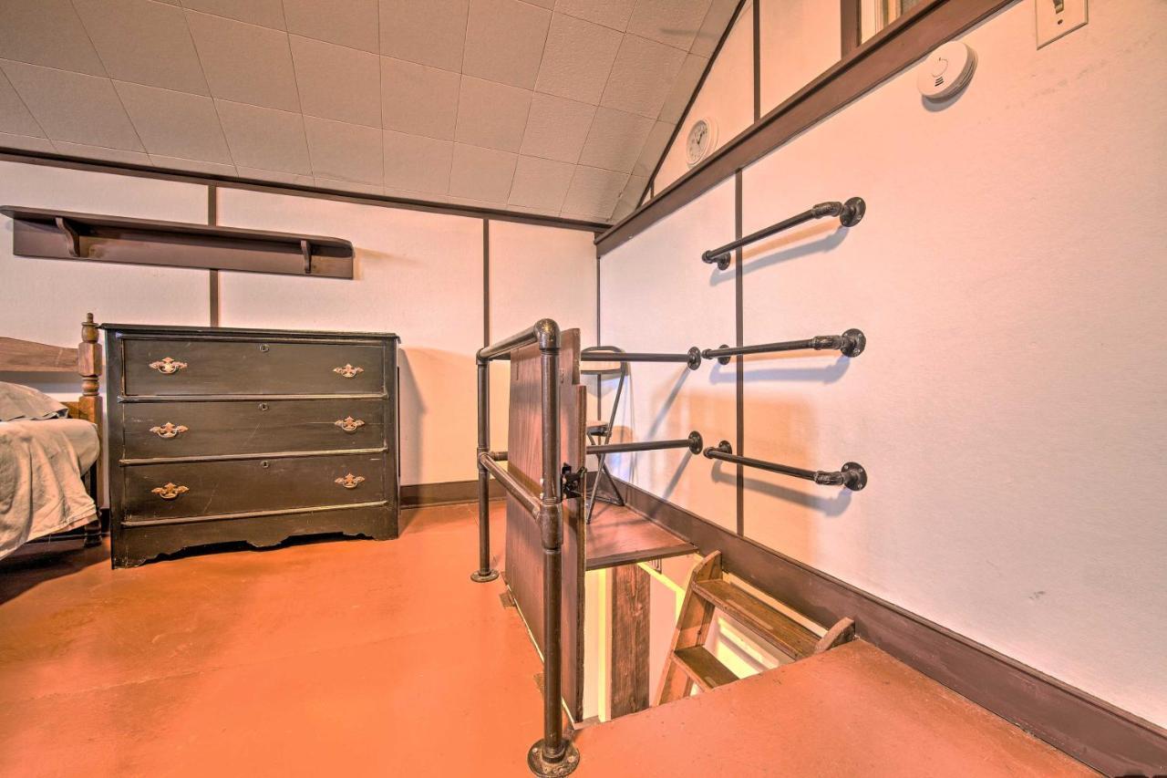 Remote 1901 Studio Cabin With Loft - Pets Allowed! Allenwood Ngoại thất bức ảnh